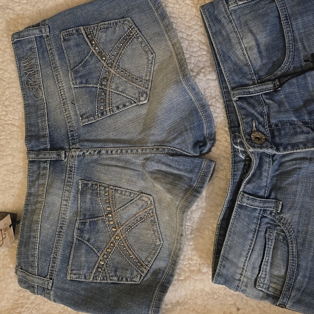 YMI PREMIUM JEAN SHORTS. SIZE Varies (Juniors). Color Acid Wash Blue - Picture 5 of 8